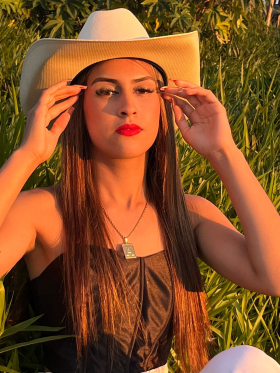Ana Cláudia 