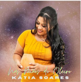 Nas Mãos do Oleiro (Kátia Soares)