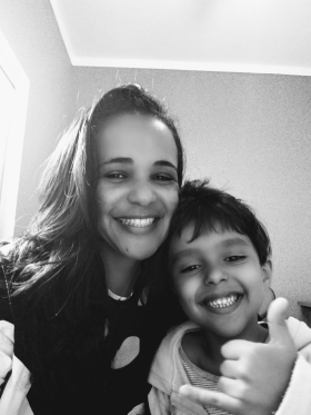 Mãe Maria Elizete Filho João Pedro 1B