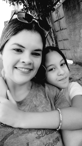 Mãe Lucineia Filha Larissa 5B