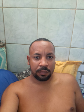 Cabelo na 2 e 0 e barba