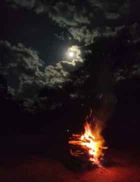 A lua e o fogo