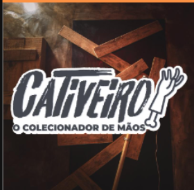 Você e seus amigos estavam em uma festa na noite anterior, beberam algo com gosto estranho e, a partir daí não se lembram de mais nada, acordaram nesse cativeiro e agora precisam escapar pois, em 1 hora, o serial killer que sequestrou vocês voltará para terminar o serviço