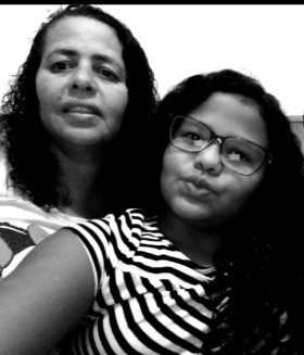 Mãe Maria do Socorro Filha Sarah 4D