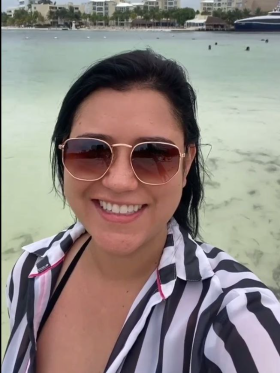 JÚNIA