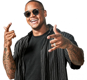 LÉO SANTANA 