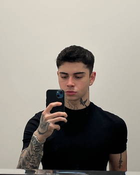 alexzrs__3695621975