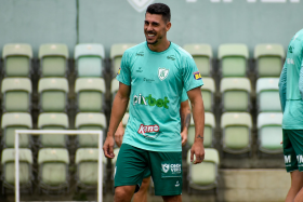 Danilo Avelar (LE)
