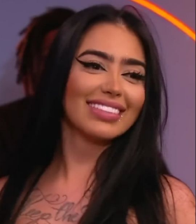 Mirella ( gizelly )