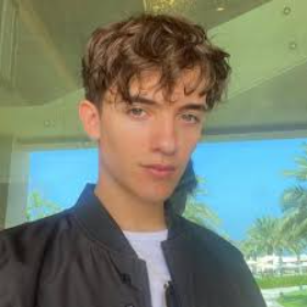 Noah Urrea