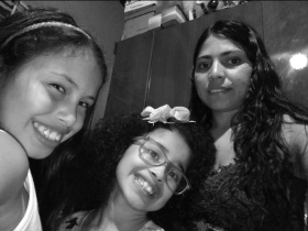 Mãe Rafaela Filhas Micaelly 5F