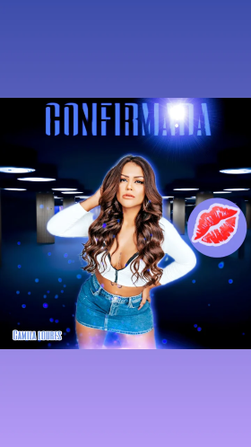 CAMILA LOURES 