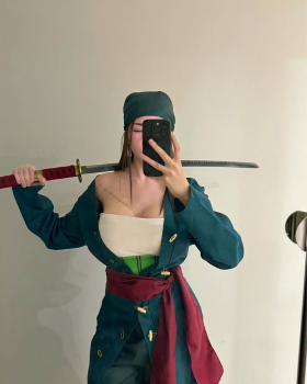 Zoro FEM (One Piece)