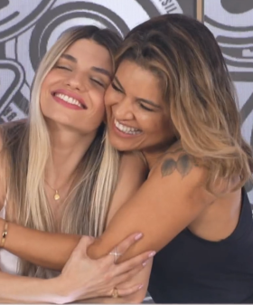 Nicole e Paula
