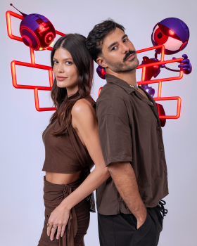Vitória Strada e Mateus