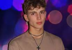 Vinnie Hacker 