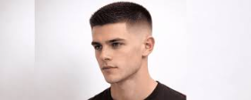 Sem barba e lateral rasa, altura baixa