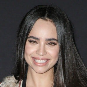 sofia-carson-8