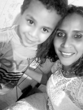 Mãe Perla Filho Alessandro 1B