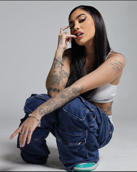 MC Mirella ( Maycon )