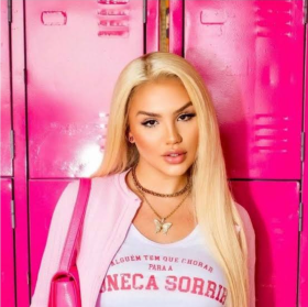 (🍒) VIVI WANDERLEY!