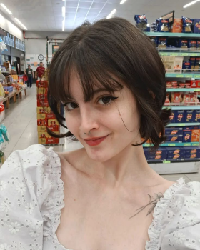 Mia