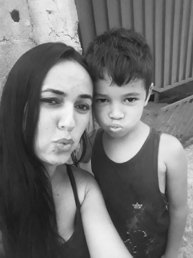 Mãe Joelma Filho Caio 1B