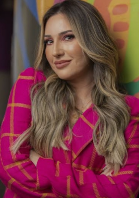 Amanda Meireles 