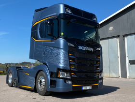 SCANIA