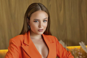 Larissa Manoela 