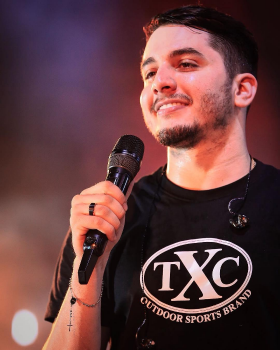 Jonas Esticado