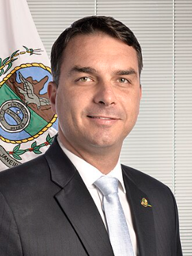 Foto_oficial_do_senador_Flávio_Bolsonaro_(v