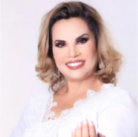 Apresentadora Glória Fritolli