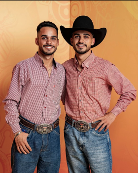 GABRIEL E PEDRO 