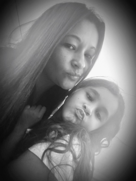Mãe Vanessa Filha Maria Heloisa 2C
