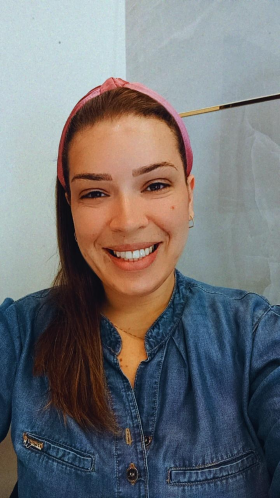 Ana Caroline