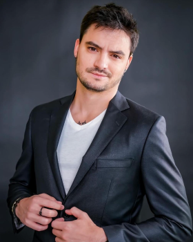 Felipe neto 