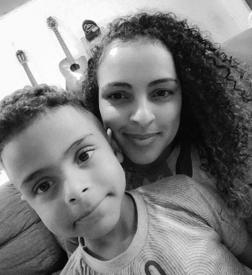 Mãe Agatha Filho Guilherme 1B