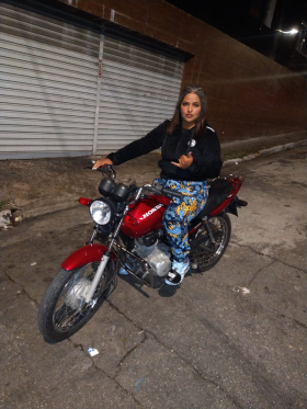 LARI @lari_rodriigues20