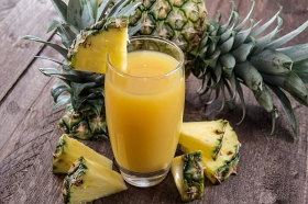 suco de abacaxi
