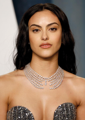 Camila Mendes 