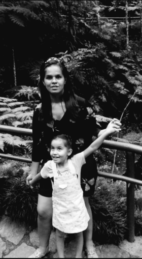Mãe Elizabeth Filha Rafaella Sanches 1B